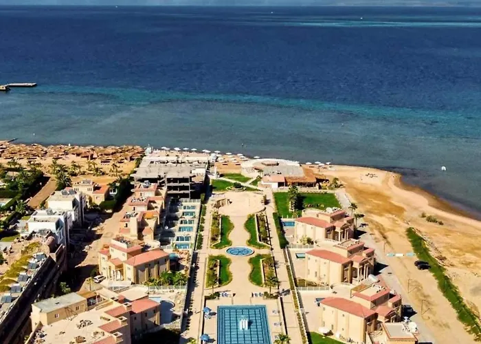 Selina Bay Apartment *